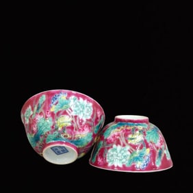 A Pair of Precious Ruby Red-Glazed Flower Pattern Bowls