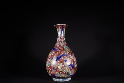 A Exquisite Red Ground Flower FishPattern Vases