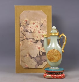 An Exquisite White Jade Cover with Gold Phoenix Pattern Ewer