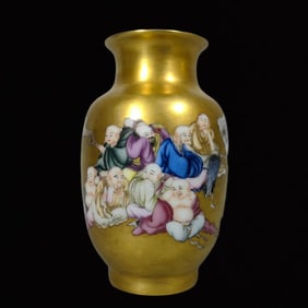 An Exquisite Gold Ground Famille-Rose Arhat Statue Pattern Vase