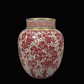 An Exquisite Underglaze-Red Painted Gold Melon and Fruit Pattern Cover Jar