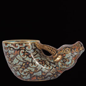 An Exquisite Black Ground Enamel Painted Gold Ox horn-Shaped Cup,Inlaid Gems
