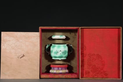 An Exquisite Celadon Glazed Dragon-Ears Censer