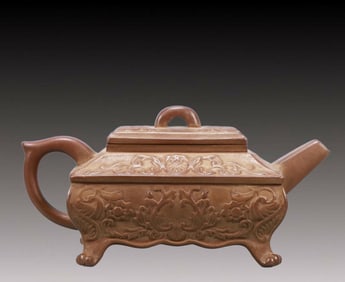 A Rare Purple Sands Flower Pattern Teapot