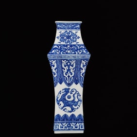 A Huge Blue and White Auspicious Beast Pattern Vase