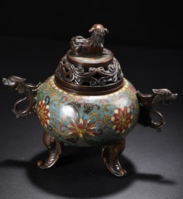 An Exquisite Cloisonne Lotus Pattern Dragon-Ears and Tripod Censer,With Beast Cover