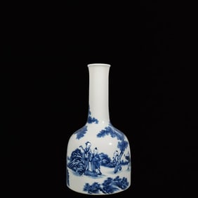 An Exquisite Blue and White Figure Pattern Vase