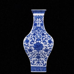 A Rare Blue and White Lotus Pattern Vase