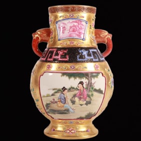 An Exquisite Gold Ground Enamel Carved Figure Pattern Elephant-Ears Vase
