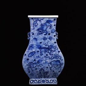 A Rare Blue and White Seawater and Auspicious Beast Pattern Vase