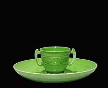 An Exquisite Green Glazed Dragon Pattern Cup,with Base