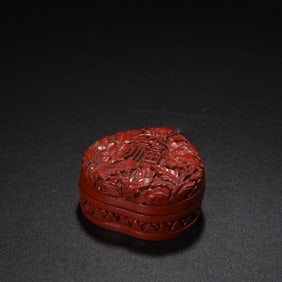 An Exquisite Carved Red Lacquer Flower Pattern With Cover Box