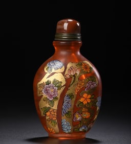 An Exquisite Glass Painted Enamel Painted Gold Flower and Crane Pattern Snuff Bottle