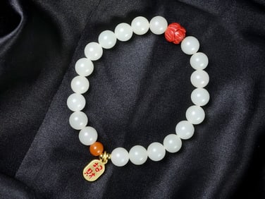 An Exquisite White Jade Bracelets