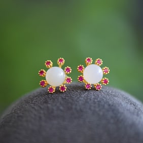 A Pair of Exquisite Sterling Silver-Gold Plated Inlaid Agate Earrings