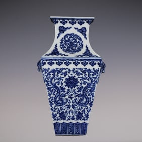 An Exquisite Blue and White Lotus Pattern Chi-Dragon Pattern Double-Ears Vase