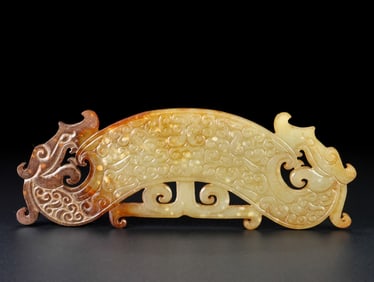 An Exquisite Archaic Jade Dragon Pattern Ornament