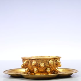 A Exquisite Gilt Bronze Auspicious Beast Pattern Cup