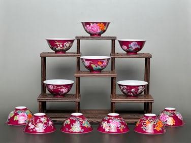 A Set of Fine Enamel Ruby Red-Glazed Flower Pattern Cup
