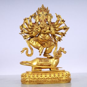 A Exquisite Gilt Bronze Statue of Vajra