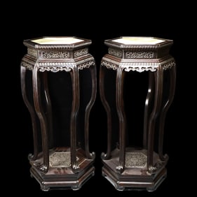 A Exquisite A pair of Zitanwood Lotus Pattern Stool