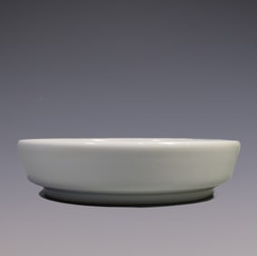 An Exquisite Underglaze-Red Dragon Pattern Brush Washer