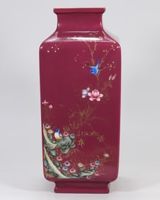 An Exquisite Enamel Ruby Red-Glazed Flower and Bird Pattern Vase