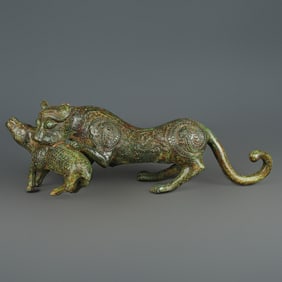 A Exquisite Bronze -With Inscription Tiger Ornament