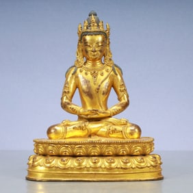 A Exquisite Gilt Bronze Statue of Avalokitesvara