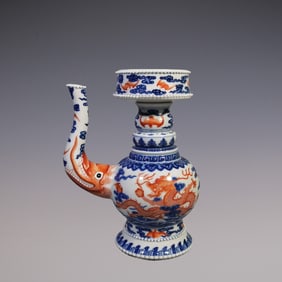 An Exquisite Blue and White Iron-Red Dragon Pattern Vase