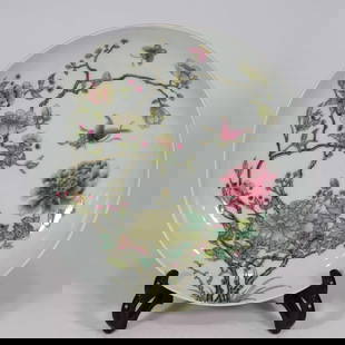 An Exquisite Famille-Rose Flower and Butterfly Pattern Plate: An Exquisite Famille-Rose Flower and Butterfly Pattern Plate Qing Dynasty, China Yongzheng Six-character Mark Size:8.2in&#33005;&#33026;&#27700;&#31881;&#31881;&#24425;&#34678;&#24651;&#33457;&#36175;