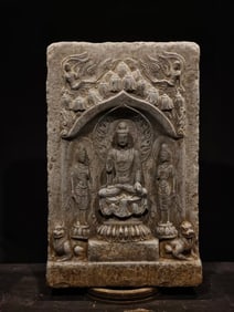 An Exquisite Limestone Niche