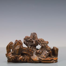 A Exquisite Eaglewood Figures Pattern Pine Pattern Ornament