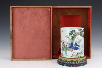 An Exquisite Wucai Landscape and Figure Pattern with poem Brush Pot