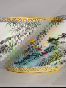 An Exquisite Famille-Rose Flower and Bird Pattern Lotus Pattern with poem Brush Pot