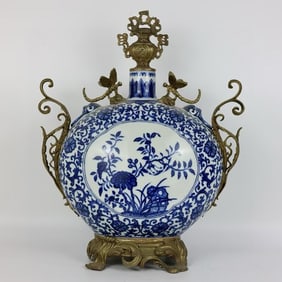 An Exquisite Blue and White Inlaid Bronze Lotus Pattern Flower Pattern Double-Ears Vase