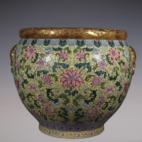 An Exquisite Famille-Rose Painted Gold Lotus Pattern Dragon Pattern Double-Ears Vat