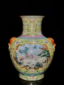A Pair of Exquisite Famille-Rose Painted Gold Bats and Peach Pattern Lotus Pattern Landscape and