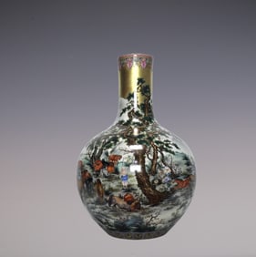 An Exquisite Enamel Character and Story Pattern Vase