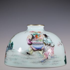 An Exquisite Famille-Rose Painted Gold Character and Story Pattern Vase