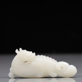 An Exquisite White Jade Dragon Ornament