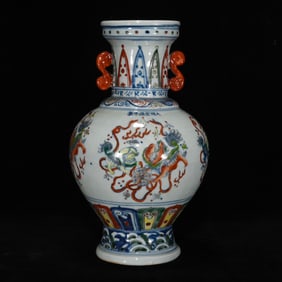 An Exquisite Blue and White Wucai Lion Pattern Double-Ears Vase