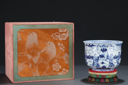 An Exquisite Blue and White Character and Story Pattern Bowl