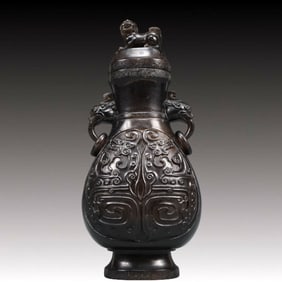 An Exquisite Crystal Beast-Face Pattern Double-Ears Vase