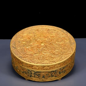 An Exquisite Gilt Bronze Auspicious Cloud and Dragon Pattern Box