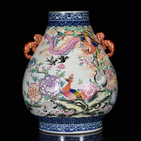An Exquisite Blue and White Figure Pattern Double-Ears Vase