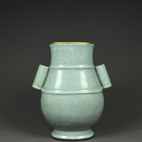 An Exquisite Guan yao Celadon Glazed Cover with Gold Double-Ears Vase, with an Imperial Poem by