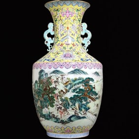 A Precious Enamel Landscape and Animals Pattern Painted Gold Double-Ears Vase