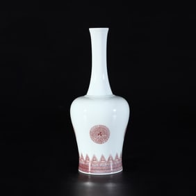 An Exquisite Underglaze-Red Flower Pattern Vase
