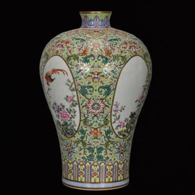 A Rare Enamel Green Ground Flower and Bird Pattern Vase